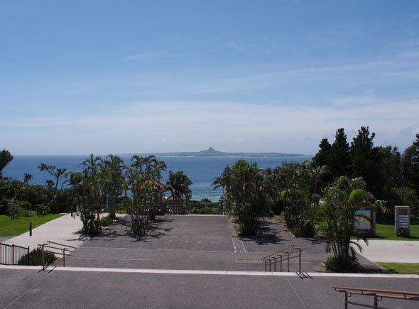 海洋博公園から見る東シナ海